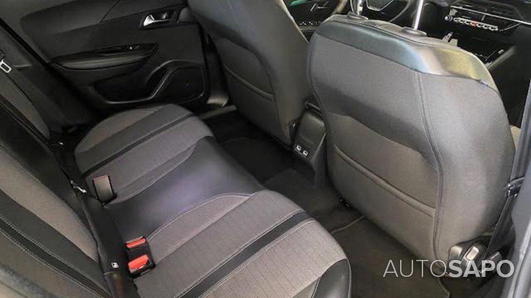 Peugeot 2008 1.5 BlueHDi Allure Pack de 2022