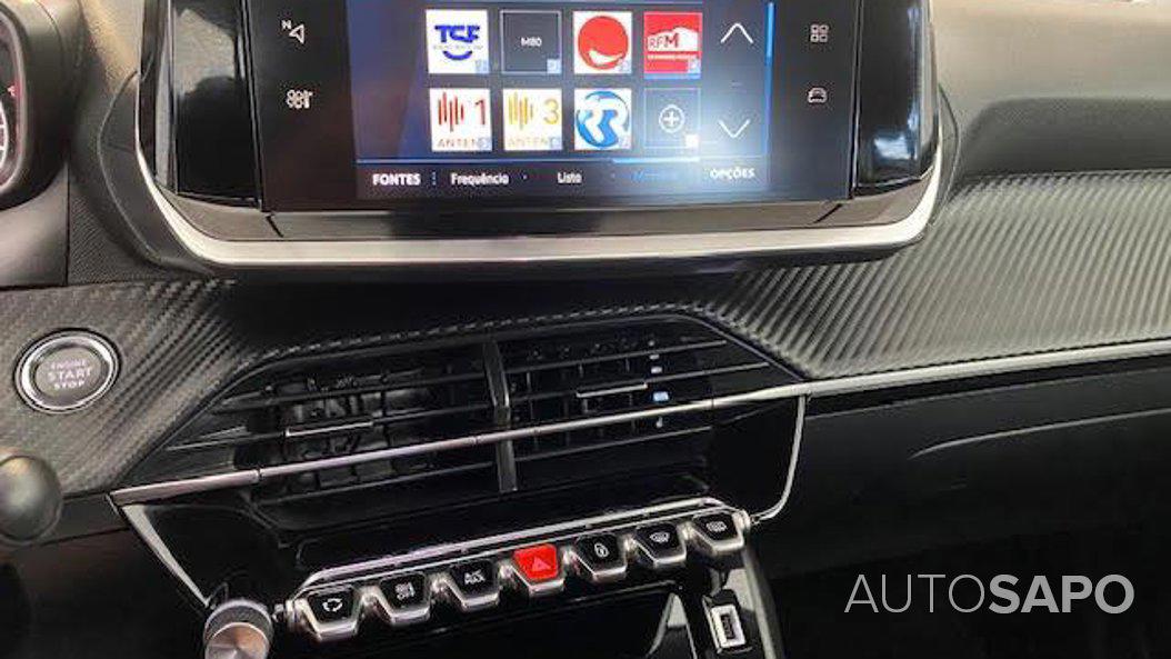 Peugeot 2008 1.5 BlueHDi Allure Pack de 2022