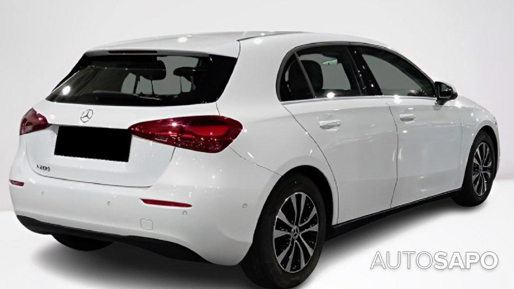 Mercedes-Benz Classe A 200 Style Plus Aut. de 2023