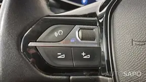 Peugeot 2008 1.2 PureTech Allure de 2020