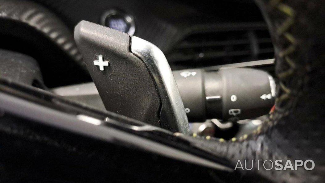 Peugeot 2008 1.5 BlueHDi Active de 2021