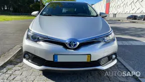 Toyota Auris 1.8 HSD Comfort+P.Sport de 2016