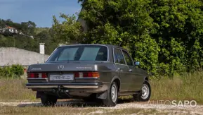 Mercedes-Benz 300 de 1989