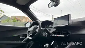 Peugeot 2008 1.2 PureTech Active de 2024