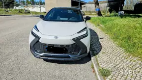 Toyota C-HR 1.8 Hybrid Square Collection de 2024