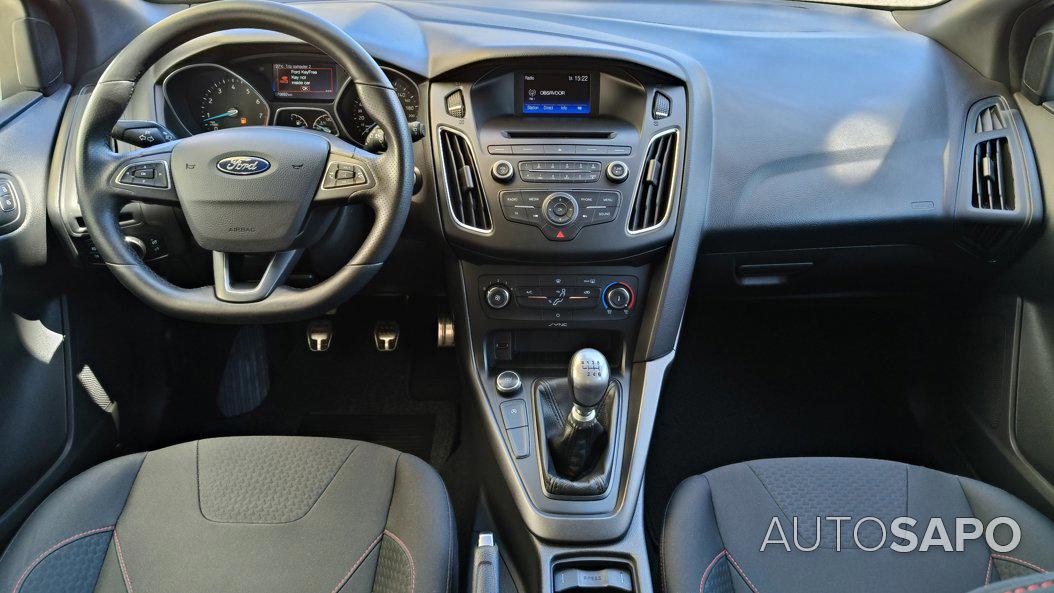 Ford Focus 1.0 EcoBoost ST-Line de 2017