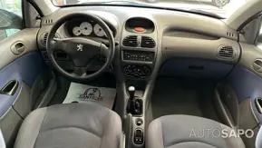 Peugeot 206 1.1 Color Line de 2003