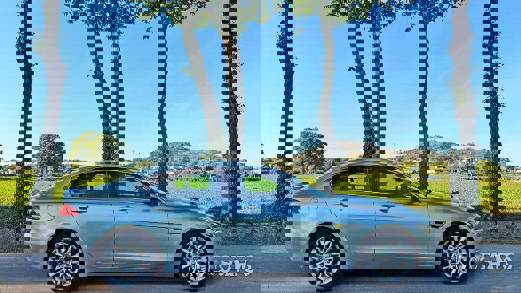Jaguar XE 2.0 D Prestige Aut. de 2015