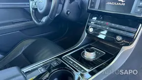 Jaguar XE 2.0 D Prestige Aut. de 2015