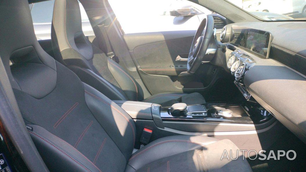 Mercedes-Benz Classe A 250 e AMG Line de 2021