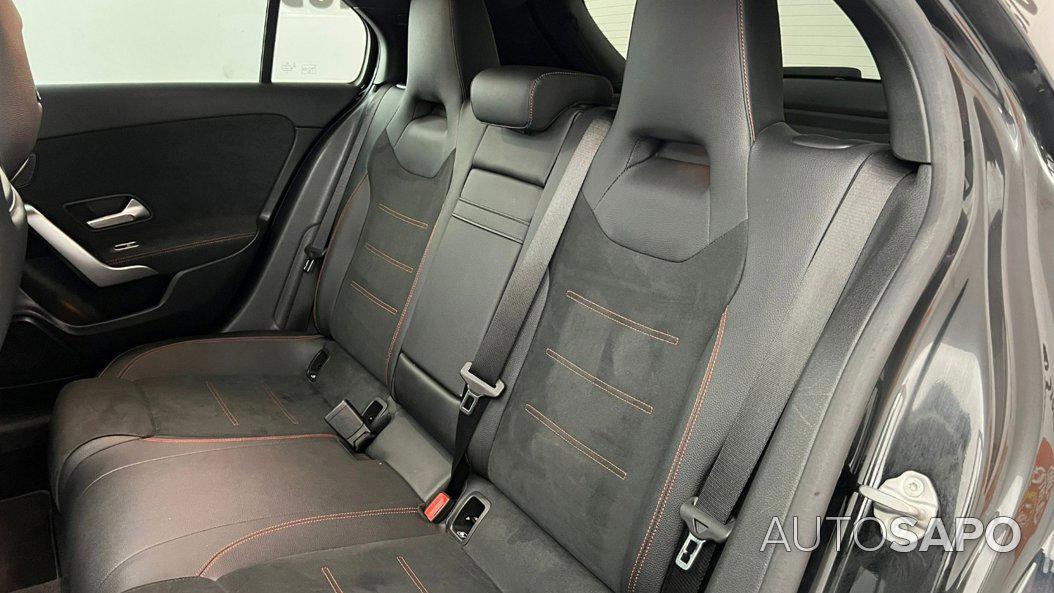 Mercedes-Benz Classe A 250 e AMG Line de 2021