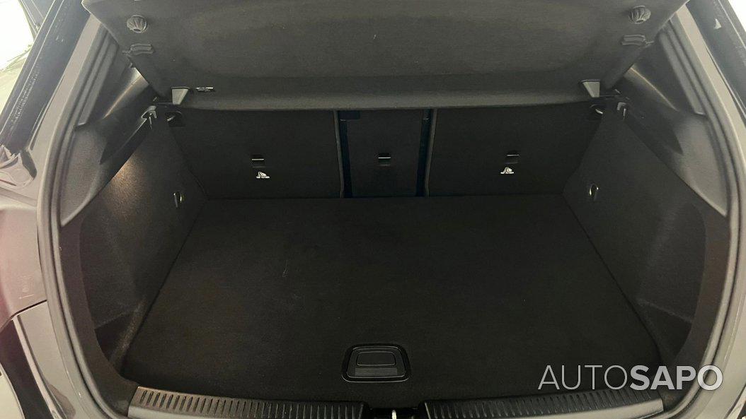 Mercedes-Benz Classe A 250 e AMG Line de 2021