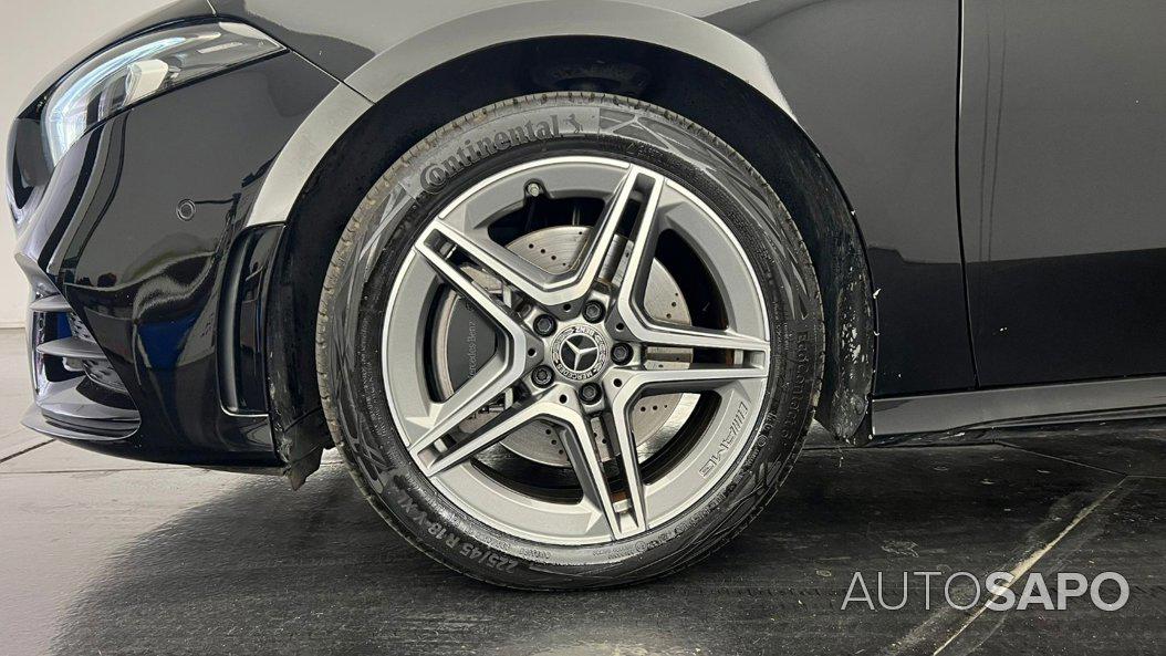 Mercedes-Benz Classe A 250 e AMG Line de 2021