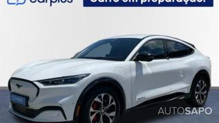 Ford Mustang Mach-E AWD de 2024