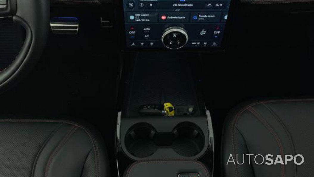 Ford Mustang Mach-E AWD de 2024