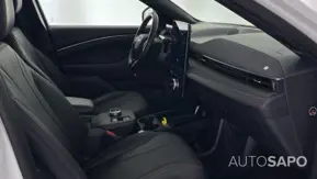Ford Mustang Mach-E AWD de 2024
