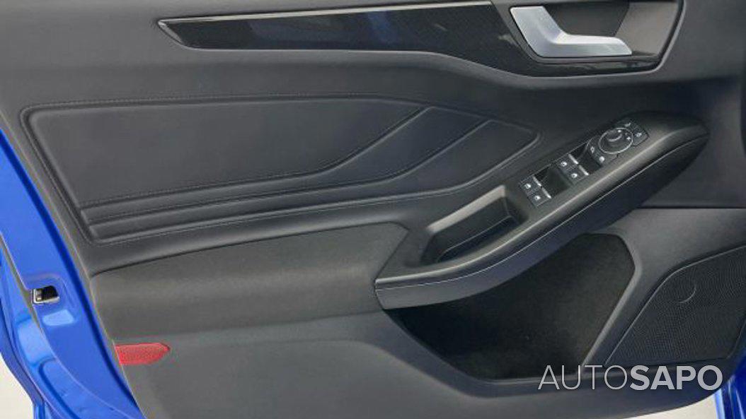 Ford Focus 1.0 EcoBoost MHEV ST-Line X de 2023