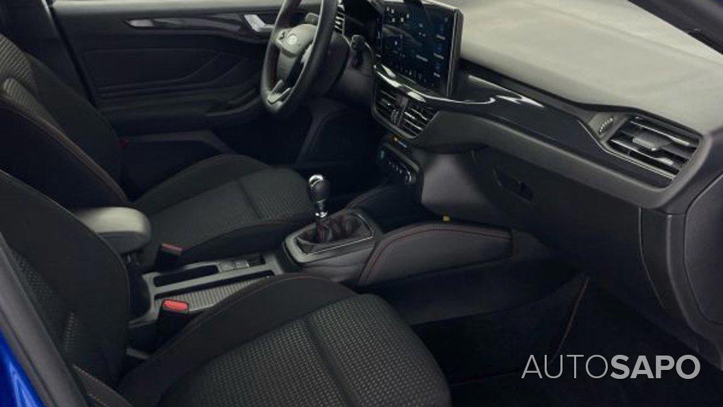 Ford Focus 1.0 EcoBoost MHEV ST-Line X de 2023
