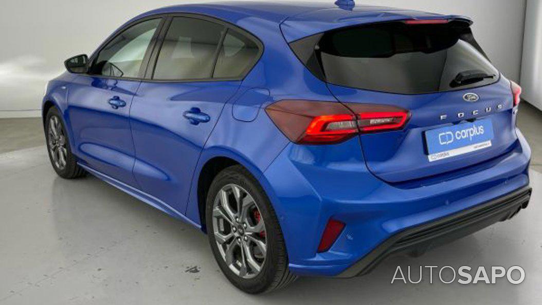 Ford Focus 1.0 EcoBoost MHEV ST-Line X de 2023