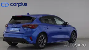 Ford Focus 1.0 EcoBoost MHEV ST-Line X de 2023