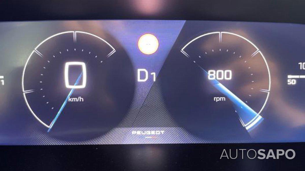 Peugeot 2008 1.2 PureTech Allure EAT8 de 2024