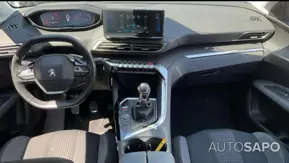 Peugeot 3008 1.5 BlueHDi Active Pack de 2021