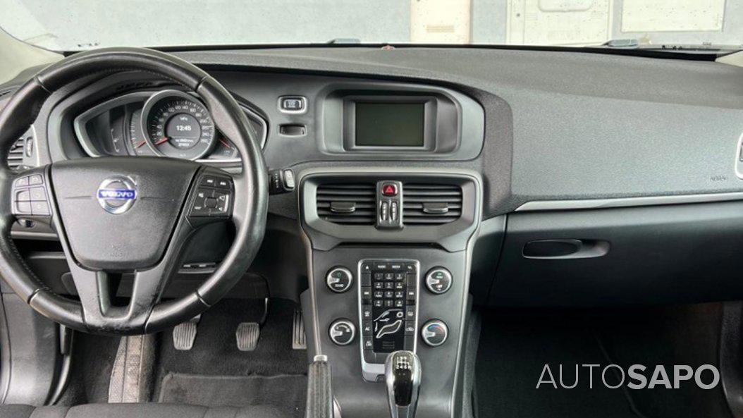 Volvo V40 2.0 D3 Kinetic de 2015