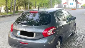 Peugeot 208 de 2014