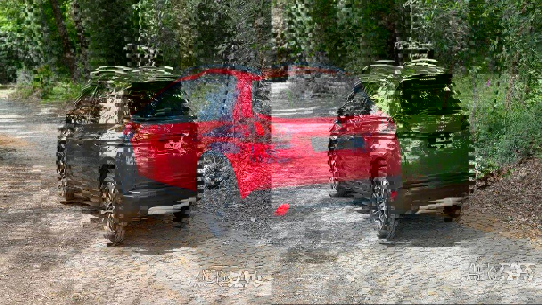 Peugeot 2008 1.2 PureTech Allure EAT6 de 2018
