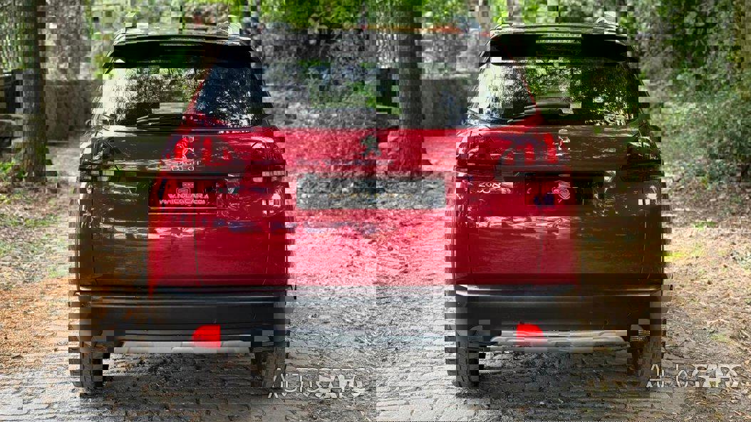 Peugeot 2008 1.2 PureTech Allure EAT6 de 2018