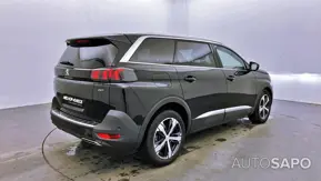 Peugeot 5008 de 2021