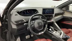 Peugeot 5008 de 2021