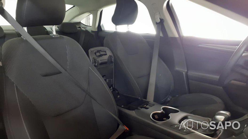 Ford Mondeo 2.0 HEV Titanium de 2020