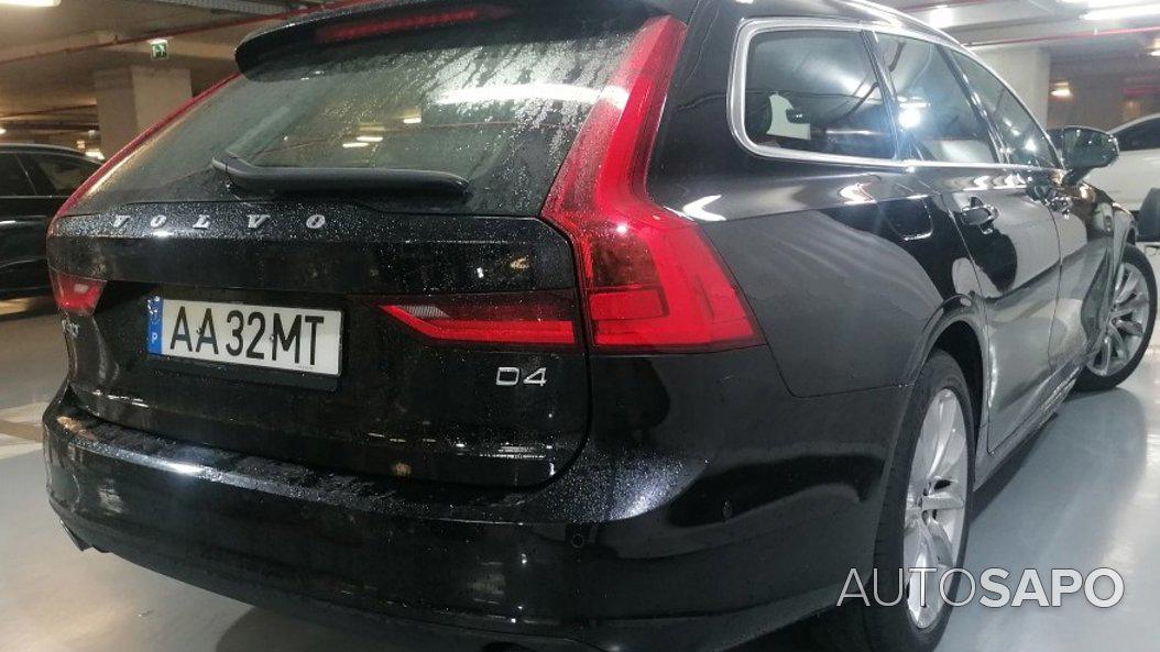Volvo V90 2.0 D4 Momentum de 2020