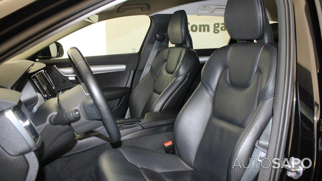Volvo V90 2.0 D4 Momentum de 2020