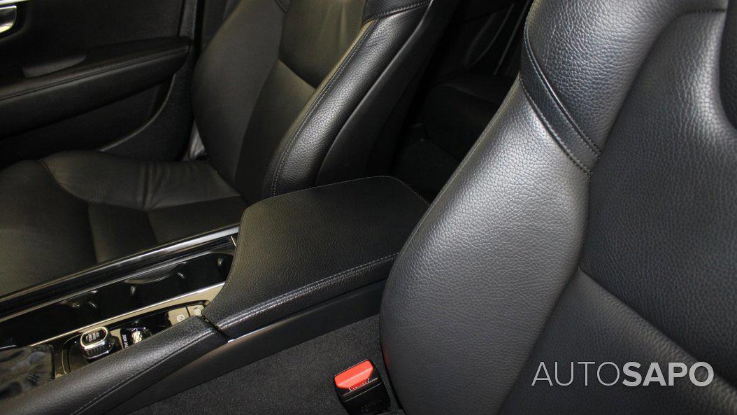 Volvo V90 2.0 D4 Momentum de 2020