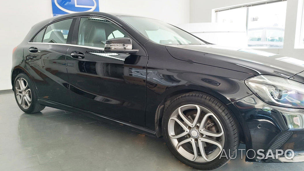 Mercedes-Benz Classe A 180 d Urban de 2017