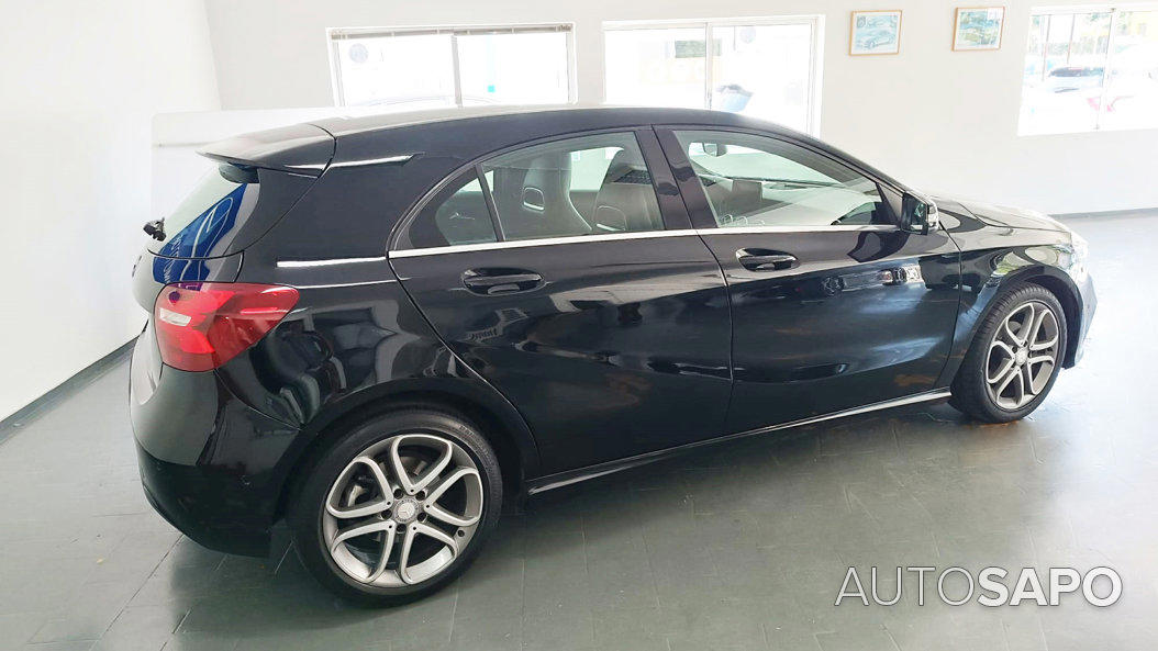 Mercedes-Benz Classe A 180 d Urban de 2017