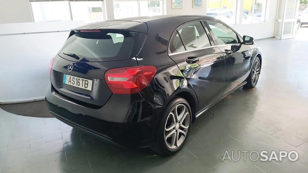Mercedes-Benz Classe A 180 d Urban de 2017
