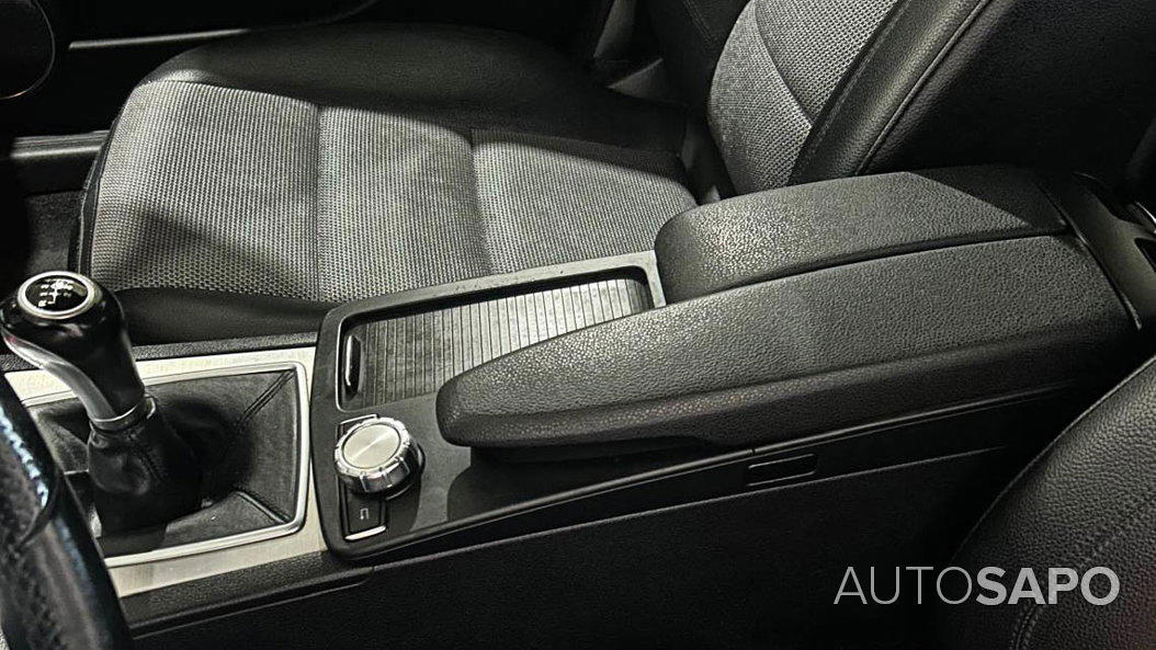 Mercedes-Benz Classe C 220 CDi Avantgarde de 2013