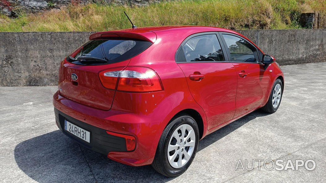 Kia Rio 1.2 CVVT TX de 2016
