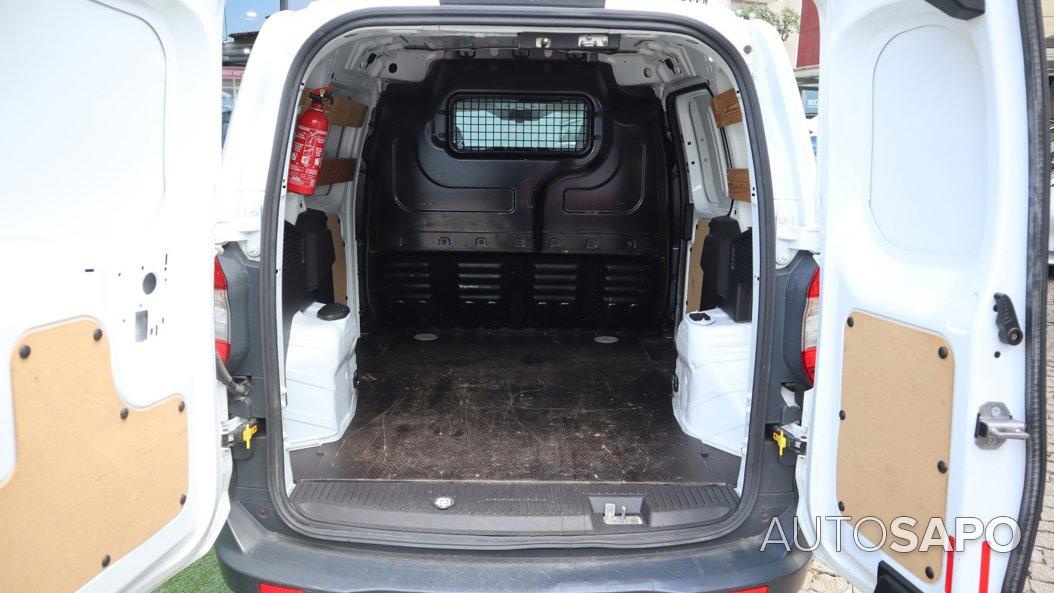 Ford Transit Courier de 2017