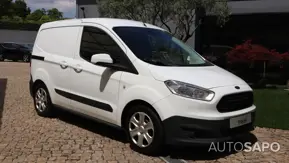 Ford Transit Courier de 2017