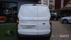 Ford Transit Courier de 2017