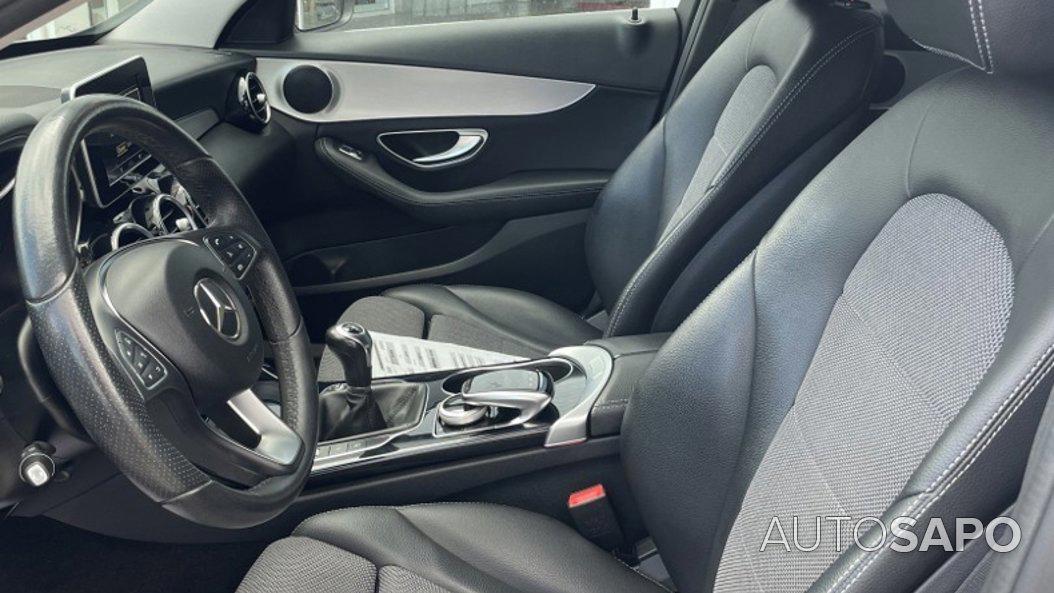 Mercedes-Benz 200 de 2019