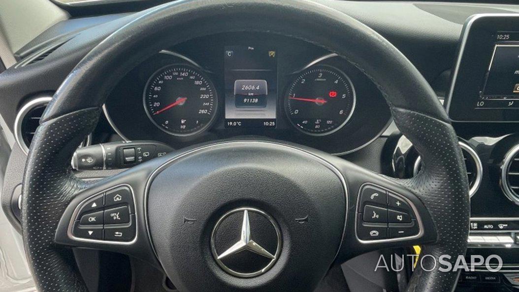 Mercedes-Benz 200 de 2019