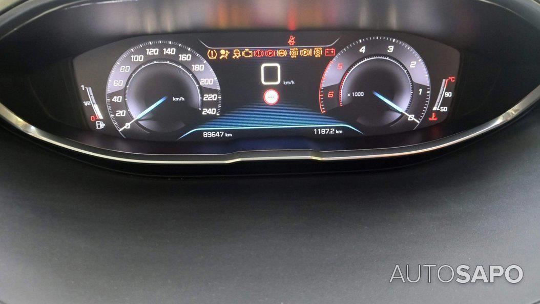 Peugeot 5008 1.5 BlueHDi Allure de 2019