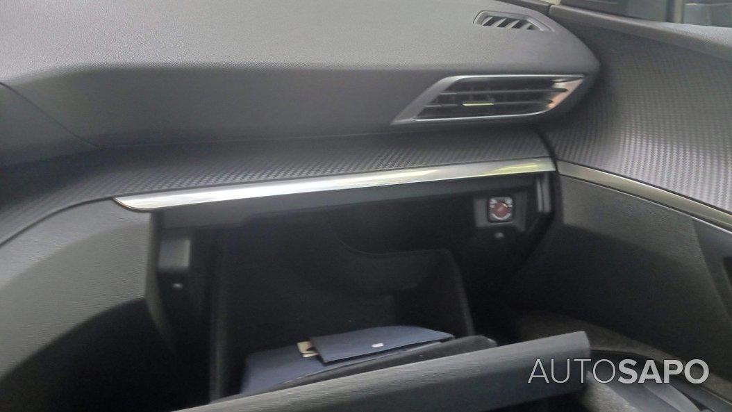 Peugeot 5008 1.5 BlueHDi Allure de 2019