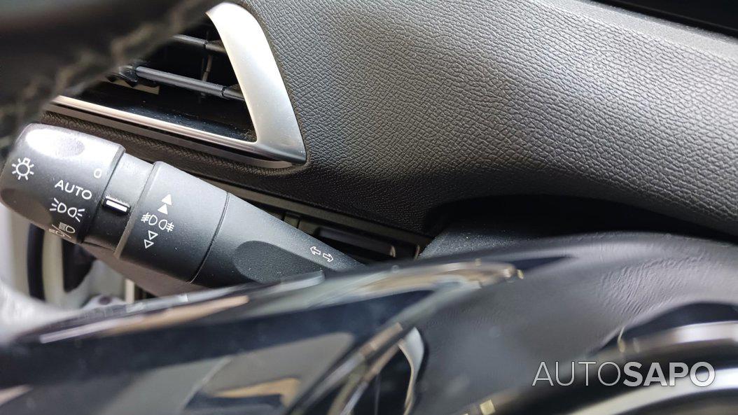 Peugeot 5008 1.5 BlueHDi Allure de 2019