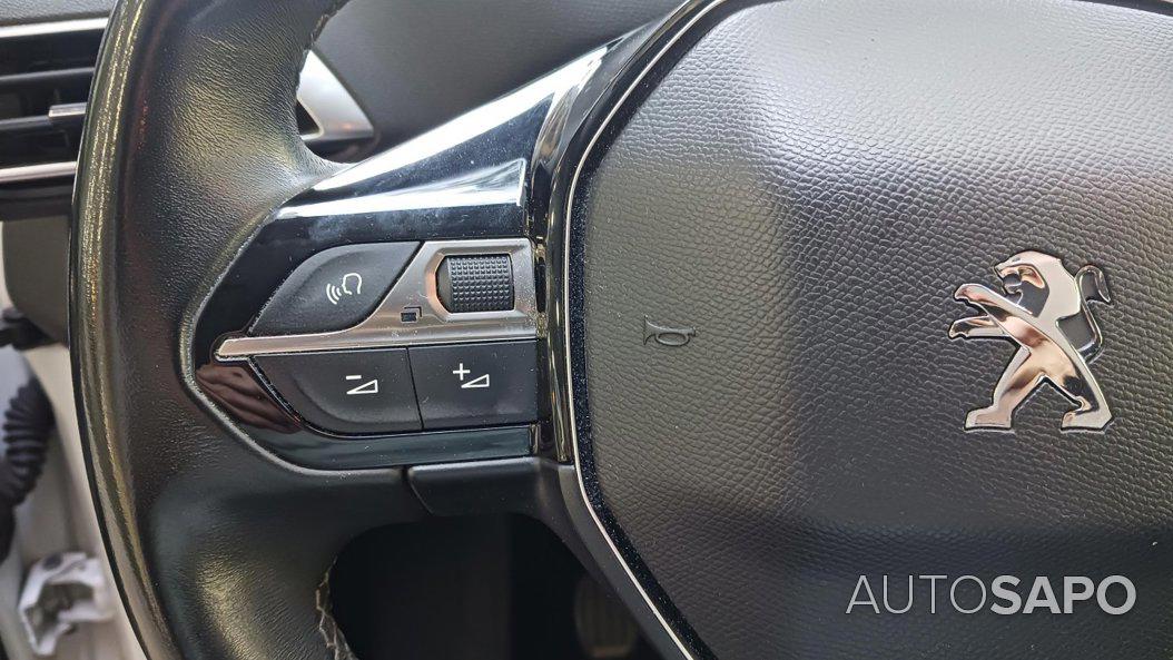 Peugeot 5008 1.5 BlueHDi Allure de 2019